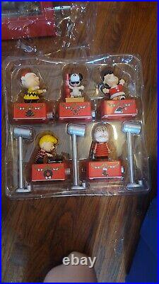 Hallmark Peanuts Dance Party Charlie Brown Christmas Collector's Set