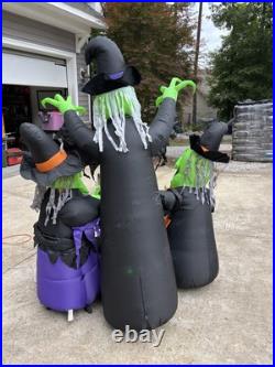 Halloween 6 ft Lighted Animated Fire and Ice Witches Cauldron Inflatable Halloween 6 ft Lighted Animated Fire and Ice Witches Cauldron Inflatable
