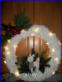 Hand Made Christmas Wreath 24 White Loop Yarn With Battery Operated Lights