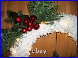 Hand Made Christmas Wreath 24 White Loop Yarn With Battery Operated Lights