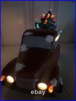 Hand Painted Light Up Christmas Truck Decoration Hand Painted Light Up Christmas Truck Decoration