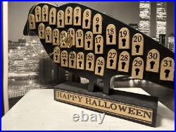 Happy Halloween Countdown Calendar Wooden Raven Black Crow Decoration Spooky Happy Halloween Countdown Calendar Wooden Raven Black Crow Decoration Spooky