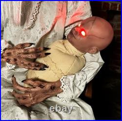 Haunted Hill Farm Life-Size 2.9-Ft Animatronic Gravely Granny Tekky Halloween