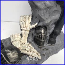 Headless Horseman LED Lighted Decor 15.75 Gothic Halloween Tabletop New NWT