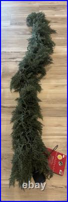 Hobby Lobby 6ft Pre-Lit Cedar Garland. Christmas Greenery Lighted Garland. NEW Hobby Lobby 6ft Pre-Lit Cedar Garland. Christmas Greenery Lighted Garland. NEW