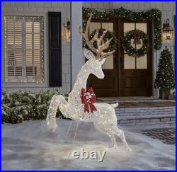 Holiday 65 Deer Jumping LED Indoor & Outdoor 160L