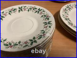 Holiday Traditions Holly & Berries Gold Trim LOT 35 Plates Saucers 6 7.5 10.5