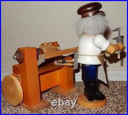 Holzkunst Christian Ulbricht Wooden Wood Shop Worker Workbench Woodworking READ