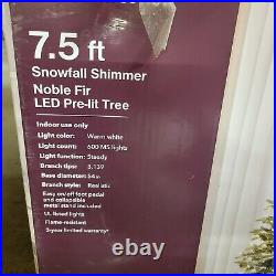 Home Decorators 7.5 foot Artificial Tree 600 Lights T27 G2