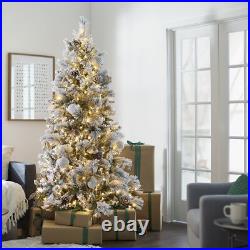 Home Heritage Snowdrift 7.5' PreLit Artificial Tree, Berries/Pinecones (Used)