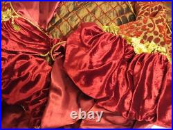 Huge 80 Christmas Tree Skirt Luxurious Elegant Thick & Puffy Decorations RARE