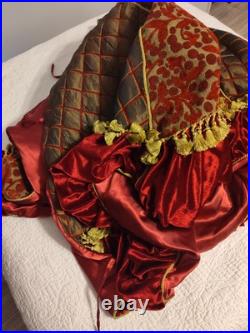 Huge 80 Christmas Tree Skirt Luxurious Elegant Thick & Puffy Decorations RARE