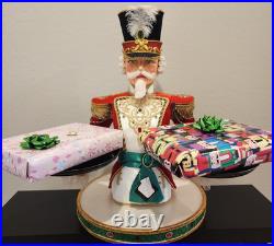 Katherine's Collection Nutcracker Server 26 InchesBEAUTIFUL