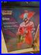 Killer_Klowns_From_Outer_Space_Slim_7_Foot_Animatronics_Brand_New_Halloween_01_ghof