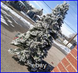 King of Christmas 9-ft Artificial Tree with Lights Works great, looks awesome