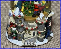 Kirkland Nutcracker Waterglobe Lighted Snow Globe Flaw Rare