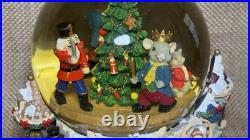 Kirkland Nutcracker Waterglobe Lighted Snow Globe Flaw Rare