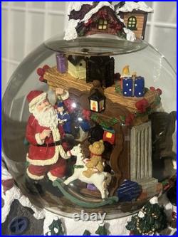 Kirkland Signature Musical Snow Globe Santa Claus