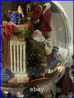 Kirkland Signature Musical Snow Globe Santa Claus