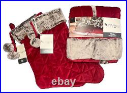 Koolaburra By UGG Jasper Set Of 2 Stockings & Christmas Tree Skirt Red Brand New