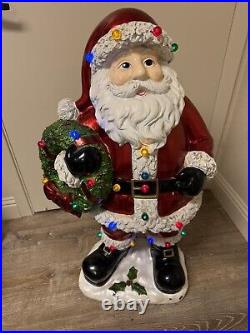 Kringle Express Indoor/Outdoor Oversized 36 Illuminated Santa Holding Wreath