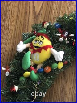 M&M's Christmas Wreath Homemade One of a Kind Req 3 AA Colorful