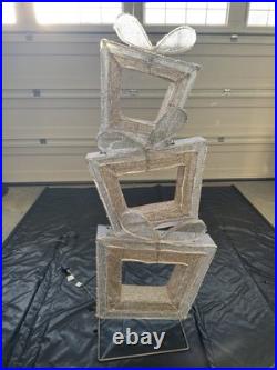 Member's Mark 5' Pre-Lit Twinkling Present Tower Silver & Gold, Christmas Deor