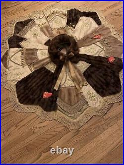 Mink and Silk Christmas Tree Skirt, separate collar, 3 small gift pockets, 60