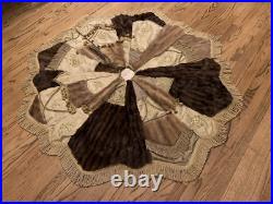 Mink and Silk Christmas Tree Skirt, separate collar, 3 small gift pockets, 60
