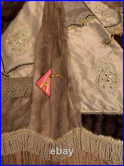 Mink and Silk Christmas Tree Skirt, separate collar, 3 small gift pockets, 60
