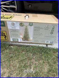 My Texas House 2025 7.5' Cypress Pre-Lit Artificial Christmas Tree 500 LEDs