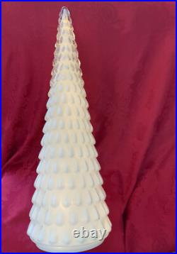 NEW FLAWLESS Exquisite POTTERY BARN White LED LIT Timer Glass 27 CHRISTMAS TREE