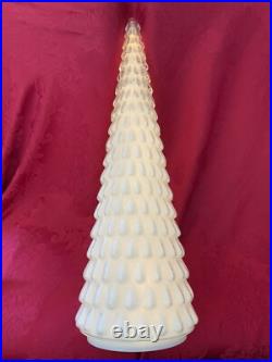NEW FLAWLESS Exquisite POTTERY BARN White LED LIT Timer Glass 27 CHRISTMAS TREE