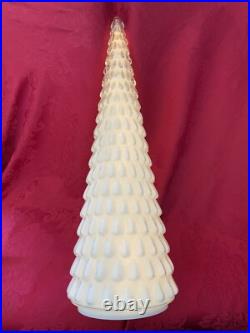 NEW FLAWLESS Exquisite POTTERY BARN White LED LIT Timer Glass 27 CHRISTMAS TREE