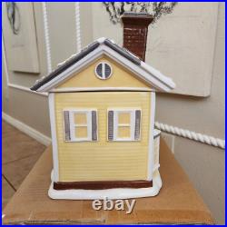 NEW Pottery Barn National Lampoons Christmas Vacation House lidded cookie jar