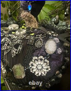 One O A Kind Handmade Halloween Jeweled Queen Owl Pumpkin Table Decor 8x11