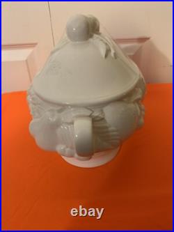 Over and Back Inc White Covered Soup Tureen Punch Bowl Fall Fruit Motif Japan Over and Back Inc White Covered Soup Tureen Punch Bowl Fall Fruit Motif Japan