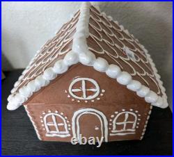 POTTERY BARN Gingerbread House Stoneware Cookie Jar-NEW