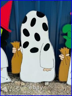 Peanuts Charlie Brown Trick or Treaters Hand Painted Yard Art Halloween