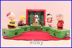 Peanuts Dance Party Hallmark Charlie Brown Christmas Complete New Set + Lights