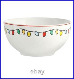 Peanuts Snoopy Christmas 18 piece Dinnerware Set, NEW in Box FREE SHIPPING