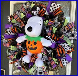 Peanuts Snoopy Halloween Fall Mesh Front Door Wreath Base, Home Decoration