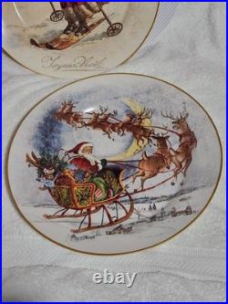 Pottery Barn Nostalgic Santa Christmas Village Dinner Plates Set Of 4 In Box