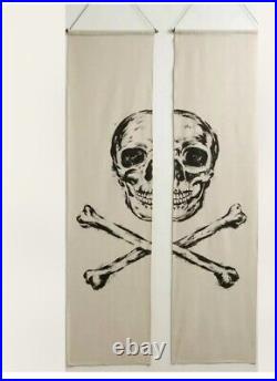Pottery Barn Skeleton Cross Bones Pirate Halloween Banners 72 Set of 2 Nib