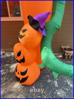 Presence Inflatables 11 FT Tall Halloween Inflatables Archway Angry Pumpkins LED