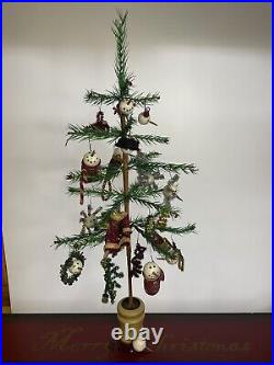Primitives by Kathy ANNIE SCHICKEL ADVENT CALENDAR With FEATHER TREE 24 Wood Box
