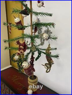 Primitives by Kathy ANNIE SCHICKEL ADVENT CALENDAR With FEATHER TREE 24 Wood Box