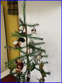 Primitives by Kathy ANNIE SCHICKEL ADVENT CALENDAR With FEATHER TREE 24 Wood Box
