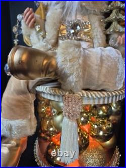 RARE Karen Didion Signature Collection Santa. Golden Masterpiece. Lit/Signature
