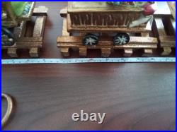 RARE Mark Roberts Christmas Vintage Train set Mantle stocking holders 21